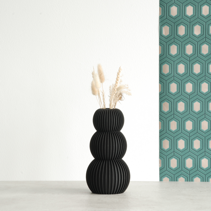 FLAMANT TWIST Vase für Trockenblumen mit künstlerischem Design und geschwungenen Linien, perfekt für moderne Wohnräume